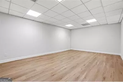 10210 Kinross Road, Roswell, GA 30076 - Photo 27