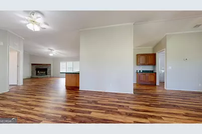 6498 Central Avenue, Waycross, GA 31503 - Photo 5