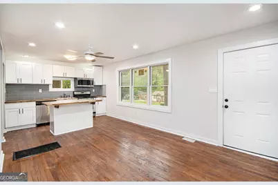 2952 Diana Drive SW, Atlanta, GA 30315 - Photo 7