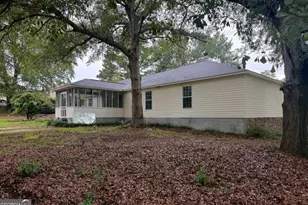 105 Mockingbird Dr, Dublin, GA 31021 - Photo 5