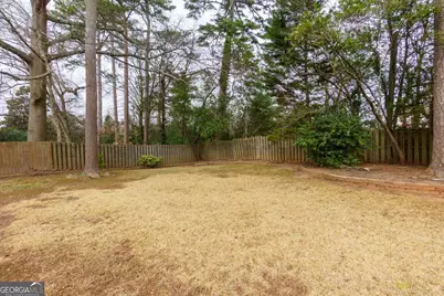 154 Osner Drive, Atlanta, GA 30342 - Photo 3