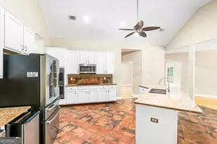 2022 Melrose Pl, Kathleen, GA 31047 - Photo 41