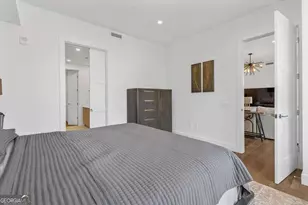 2425 Peachtree Rd NE, Atlanta, GA 30305 - Photo 17
