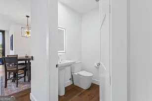 2425 Peachtree Rd NE, Atlanta, GA 30305 - Photo 27