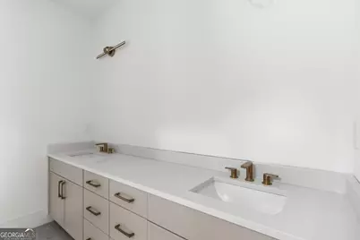 3196 Towerview Drive NE, Atlanta, GA 30324 - Photo 29