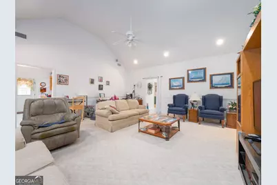 545 Cody Drive, Jesup, GA 31545 - Photo 5