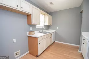 1672 Dolly Nixon Rd, Senoia, GA 30276 - Photo 17
