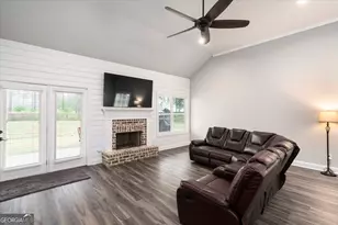 2094 Pleasant Valley Rd, Monroe, GA 30655 - Photo 11