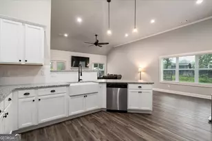 2094 Pleasant Valley Rd, Monroe, GA 30655 - Photo 5
