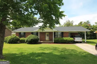 114 W 8th Street, Alma, GA 31510 - Photo 1