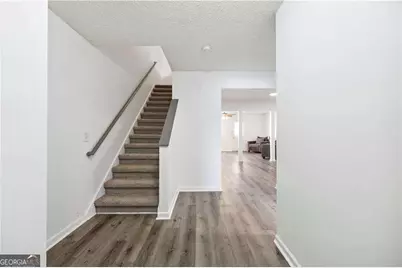 5547 Strathmoor Manor Circle, Lithonia, GA 30058 - Photo 3