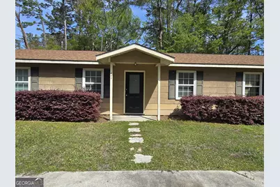 403 E Lawnwood Avenue, Kingsland, GA 31548 - Photo 1