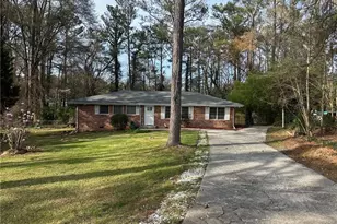 6441 Dunmoor Dr, Jonesboro, GA 30236 - Photo 3