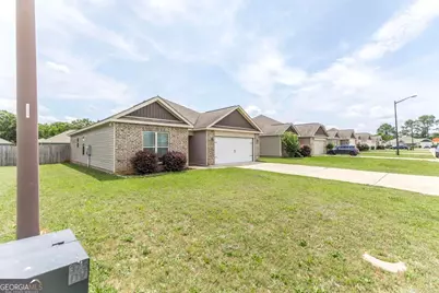 96 Santangelo Court, Warner Robins, GA 31093 - Photo 3