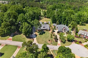 4960 Price Dr, Suwanee, GA 30024 - Photo 7