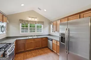 406 Somerton Pl, Cumming, GA 30040 - Photo 23