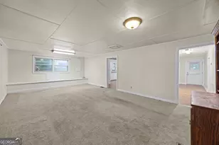 362 S Jefferson St, Statham, GA 30666 - Photo 13