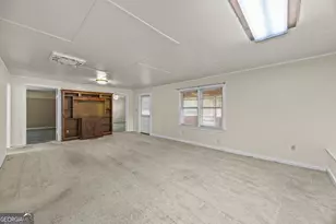 362 S Jefferson St, Statham, GA 30666 - Photo 15