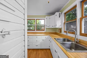 362 S Jefferson St, Statham, GA 30666 - Photo 25