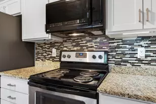 55 Edgewater Dr, Griffin, GA 30223 - Photo 11
