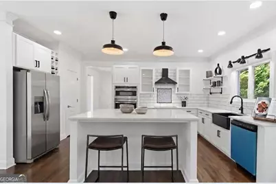 398 Dunleven Manor Walk, Lawrenceville, GA 30043 - Photo 5