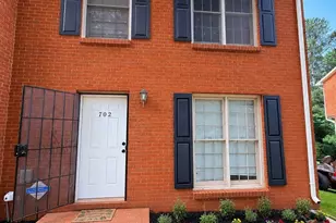 702 Redland Dr, Jonesboro, GA 30238 - Photo 1