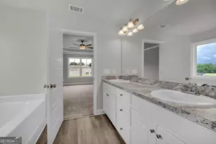 67 Sewell Rd, Lavonia, GA 30553 - Photo 17
