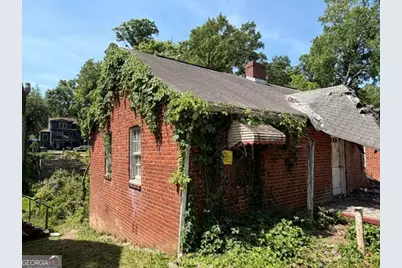 1640 Derry Avenue SW, Atlanta, GA 30310 - Photo 5