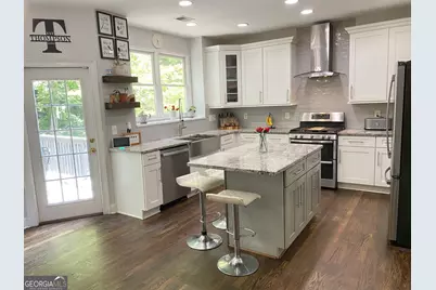 588 Lakeview Terrace SE, Smyrna, GA 30126 - Photo 9