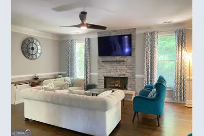 588 Lakeview Terrace SE, Smyrna, GA 30126 - Photo 5