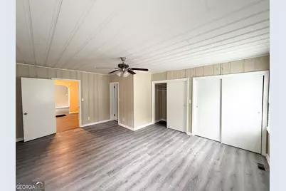 2487 Sylvan Road, East Point, GA 30344 - Photo 13
