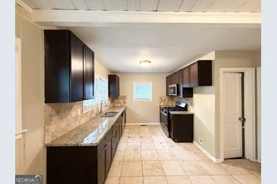 2487 Sylvan Road, East Point, GA 30344 - Photo 9