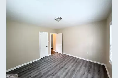 2487 Sylvan Road, East Point, GA 30344 - Photo 17