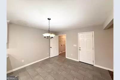 3345 Eisenhower Circle, Atlanta, GA 30354 - Photo 9