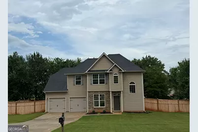 110 Stonebriar Boulevard, Griffin, GA 30224 - Photo 1