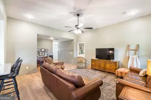 77 Cole Dr, Hawkinsville, GA 31036 - Photo 9