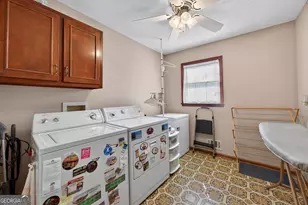 5159 Winterberry Dr, Stone Mountain, GA 30088 - Photo 29