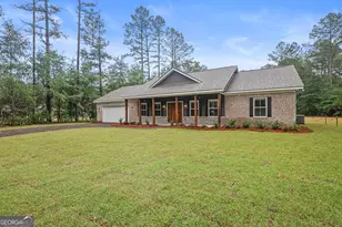 112 Dixie Dr, Springfield, GA 31329 - Photo 1