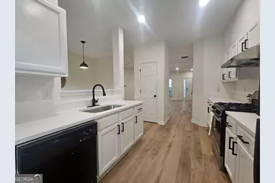619 Kenridge Way, Suwanee, GA 30024 - Photo 1