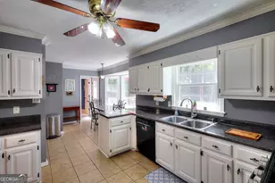 1961 Shoreline Trace, Grayson, GA 30017 - Photo 5