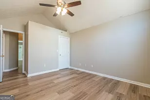 5755 Lakeview Cir, Lithonia, GA 30058 - Photo 29