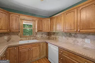 269 B Hermitage Rd, Rome, GA 30161 - Photo 9