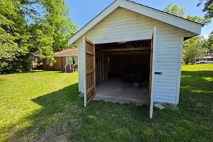 110 W Broad, Norman Park, GA 31771 - Photo 19