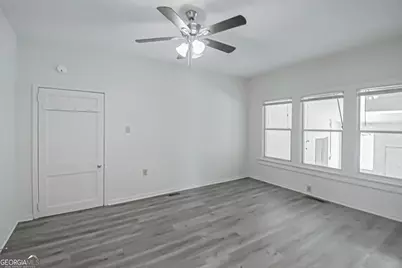 1358 W Poplar Street, Griffin, GA 30224 - Photo 15