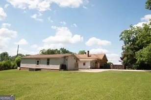 1358 W Poplar St, Griffin, GA 30224 - Photo 5