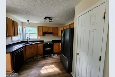202 Landings Lane SW, Milledgeville, GA 31061 - Photo 13