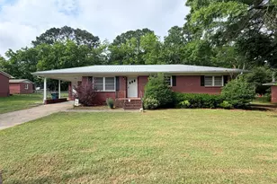 552 Opal Street Ext, Hartwell, GA 30643 - Photo 1