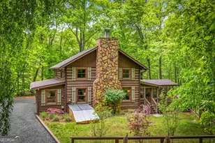 916 Old Cashes Valley Rd, Blue Ridge, GA 30513 - Photo 5