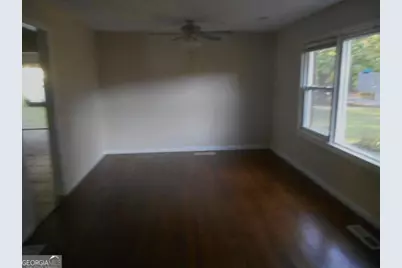 4022 Clark Drive, Ellenwood, GA 30294 - Photo 5