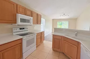 94 E Pine Bluff Blvd, Kingsland, GA 31548 - Photo 11